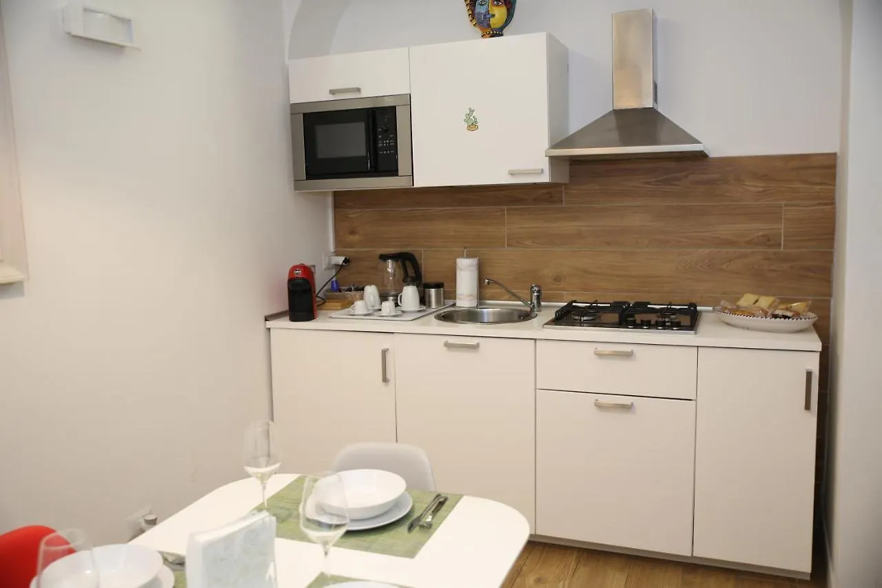 Uzeda Inn Apartment Aeroporto di Catania Fontana Rossa